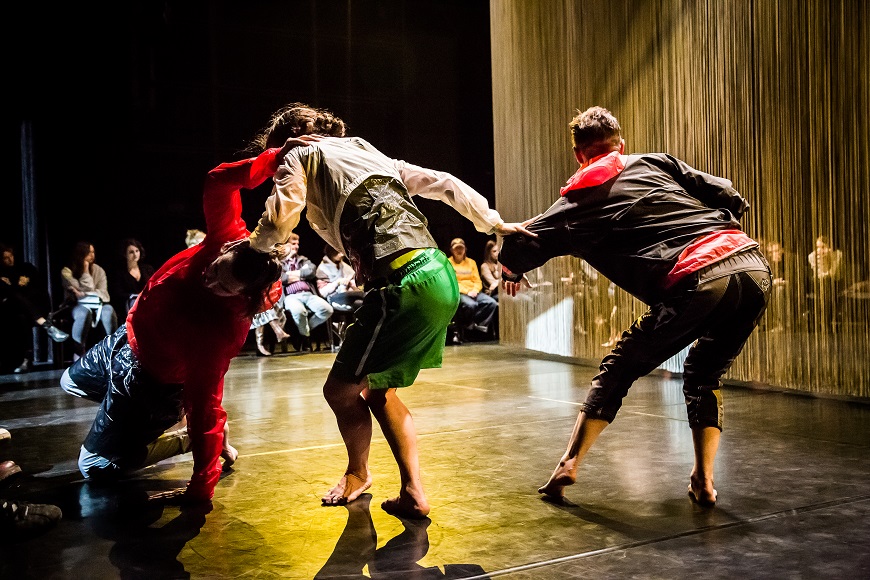 Dance without borders - a collaboration by six international artists – visits Carmarthen