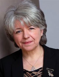 Annette Fillery-Travis是威尔士工作学习学院的院长